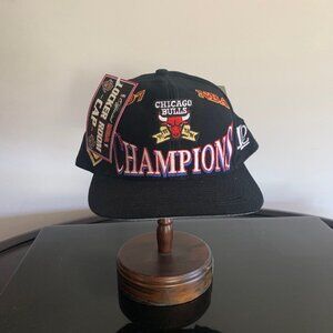 1997 Mitchell & Ness Chicago Bulls Champions Snapback Hat-New with tags